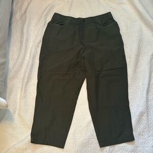 Athleta 2x Farallon pant. Color- Aspen Olive- like new!